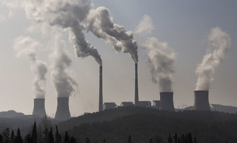 Is China going to miss its 2025 climate targets despite rapid advances in clean energy output?