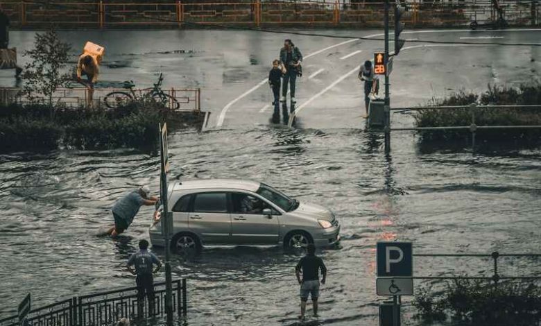 spain is giving paid climate leave because of deadly floods (2)