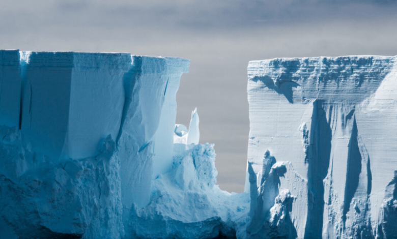 World's Largest Iceberg A23a Moves again After 30 Years