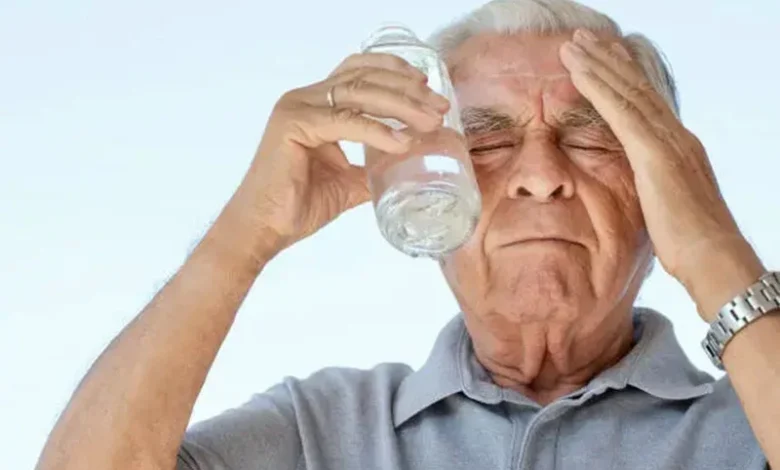 Heatstroke vs Dehydration Heatstroke vs Dehydration