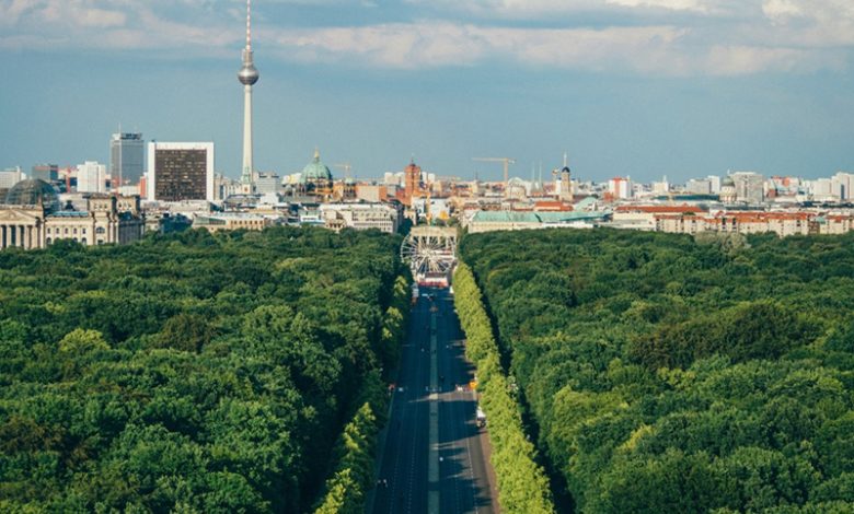 Sustainable Neighborhoods in Berlin Sustainable Neighborhoods in Berlin