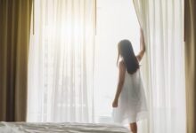 Keep Curtains and Blinds Closed Reduce Indoor Temperatures Without AC