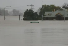Untitled design 2026 09 30T203717.539 nor'easter hits US East Coast flooding