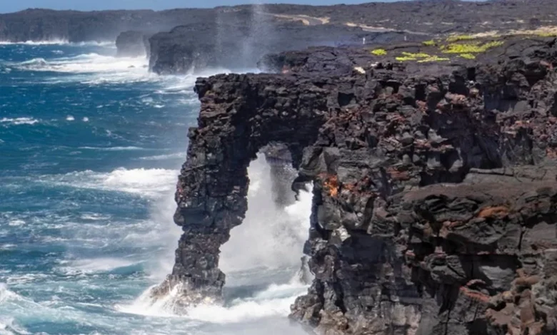 Hōlei Sea Arch Collapse
